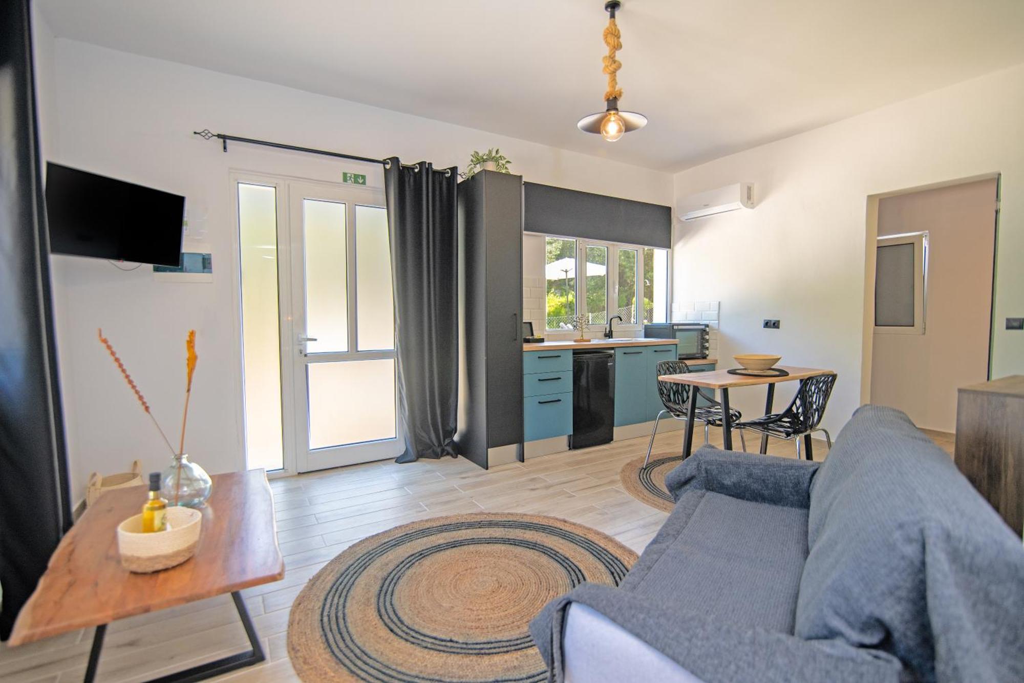 Armoniahousesuites Peritheia Екстер'єр фото